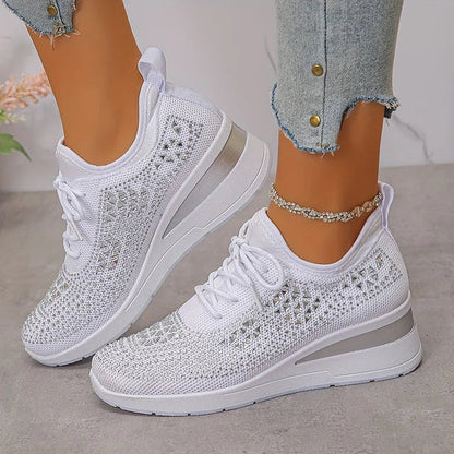 Baskets confort avec détails strass