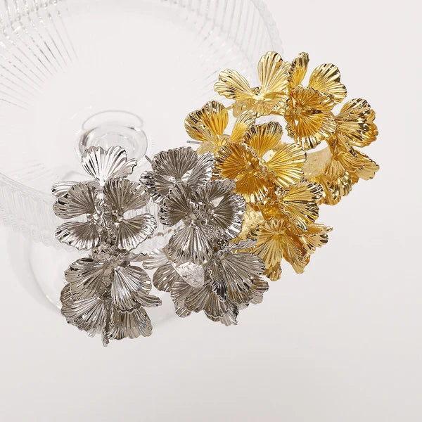 Boucles d'oreilles en C motif floral