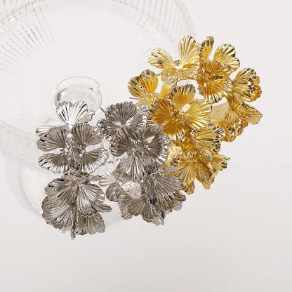 Boucles d'oreilles en C motif floral