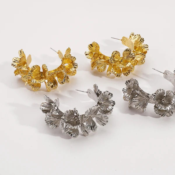 Boucles d'oreilles en C motif floral