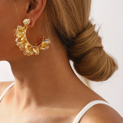 Boucles d'oreilles en C motif floral